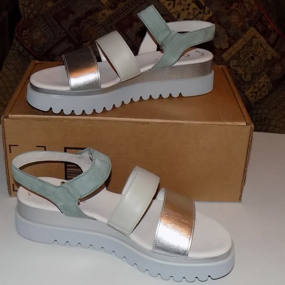 Gabor Billie platform mixed leathers UK8.5 US10.5